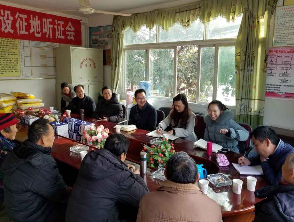 国产自拍
公司领导带队到第一书记驻点村走 访慰问贫困户 宣讲党的十九大精神 国产自拍
公司领导带队到第一书记驻点村走 访慰问贫困户 宣讲党的十九大精神